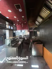  10 محلات للإيجار