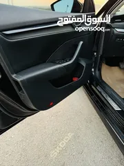  22 اوكتافيا 2021/20 بالنايلون منمرة من اربع شهور حررق سعرر 95.000 شيكل كاش و نهاائي