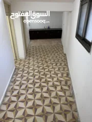  4 بيع شقه غير مفروشة