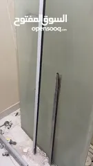  6 مغاسل ومرايات للبيع نظيفه