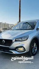  2 MG Plugn hybrid 2022 مش منمر  فل مسكر إضافات  كاميرات 360 إمكانية البيع دفعة وشيكات