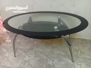  1 طاولة سفرة بدون كراسي