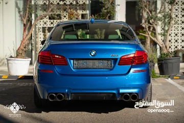  4 BMW M5 2014
