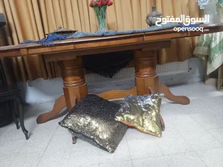  3 طاولة سفرة بحالة ممتازة بتتكبر وبتتصغر خشب ممتاز قوية