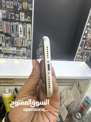 4 iPhone XR 64G  مستعمل بطارية ‎%‎83 مش مفتوح ولا مصلح بحالة الوكاله مكفول اسبوعين ترجيع اذا في مشكله