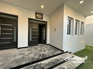  7 للبيع فيلا في بوري  Villa for sale in Buri