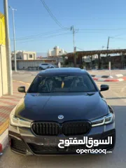  2 BMW 530e M