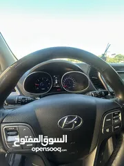  10 سانتفيه 2015 بالرخصة  4/4  ماشية 120 عداد اصلي  ماتور 2200 مش 2000  فحص نضيف