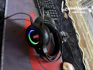  10 قطع واكسسورات pc للبيع او للبدل