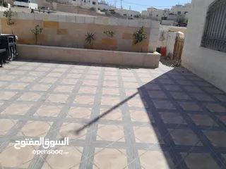  7 بيت مستقل للبيع
