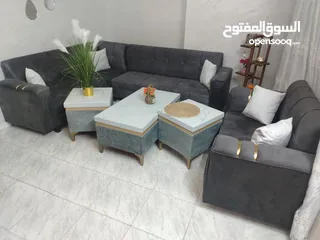  1 طقم كنب كورنر 9مقاعد تفصيل بحاله الجديد استخدام شهر فقط