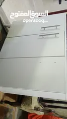  1 خزانة كنادر كبيرة مع مراي كبيرة
