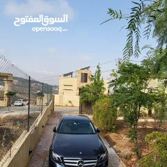  6 فرصة استثمارية للباحثين عن الهدوء والتميز ، شاليه مميز ضمن كومباوند وفي منطقة مطلة على سد الملك طلال