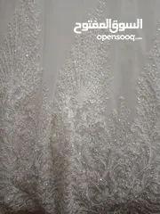  1 بدلة عروس بيضاء للبيع