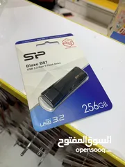  1 فلاش ميموري USB