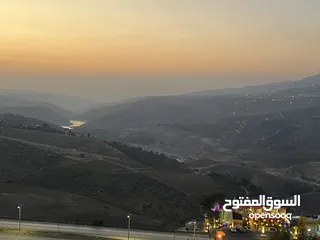  1 واحد دنم المصطبه جرش مطل على سد الملك طلال