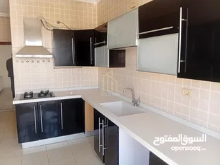  1 شقة مميزة للبيع في موقع مميز في الدوار السابع طابق ثالث 131م بتشطيبات راقيه / ref 9546