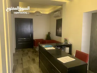 7 مكتب مفروش للايجار في جبل عمان بسعر مميز