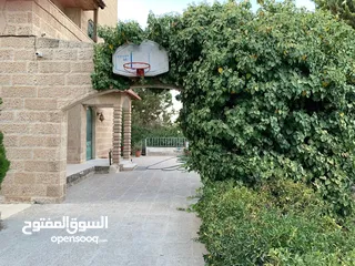  2 فيلا دوبلكس للبيع في جبيهة - حي المنصور
