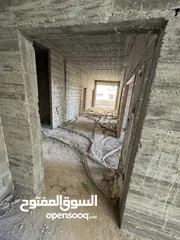  6 ورشة مكونة من طابقين مع ارض للبيع