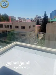  1 شقة فاخرة للبيع في أم أذينة طابق ثاني 170م تشطيب سوبر ديلوكس لم تسكن