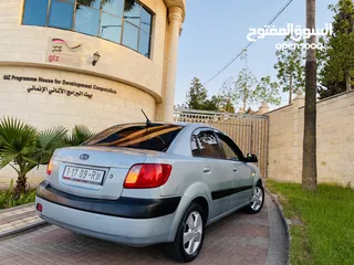  2 كيا برايد 2008 ماتور 1600  فل اوتماتك سيارة ممتازة الله يبارك لصاحب النصيب..