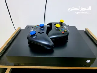  4 XBOX ONE X 4K UALTRA 1TB  الرجاء عدم الاحراج السعر من الاخر و الجهاز بستاهل اكثر من هيك