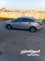  4 فورد فوكس موديل2013اصل برايف  ترخيص وتأمين ساري لغايه يناير2026 فحص ممتاز