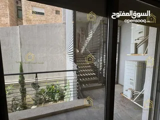  16 شقة فاخرة جديدة لم تسكن بتشطيبات عالية الجودة في أرقى واجمل مناطق عبدون
