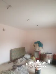  5 بيت    كبير     للايجار    4  غرف    وهول    ومطبخ  كبير