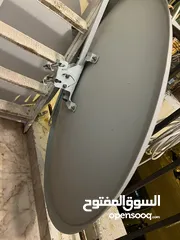  1 DISH ANTENNA