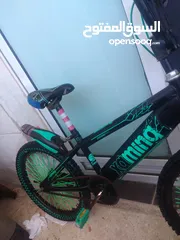  2 بسكليت للبيع ان شاء الله بسعر رخيص ومقابل المفاوضه