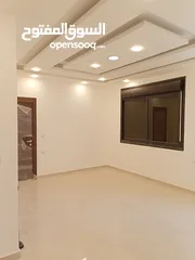  7 شقة للبيع في الزرقاء الجديده من المالك مباشرة((إسكان ابوعبيد)) طابق آول بسعر منخفض لمدة محدودة