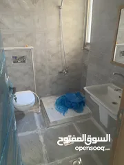  17 شقه للبيع ام الشرايط رام الله