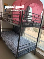  1 سرير حديد طابقين للبيع / bunk bed frame for sale