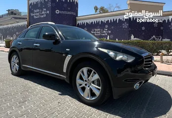  2 البيع انفنتي QX70 موديل 2016