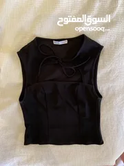  1 Bershka - Crop Top