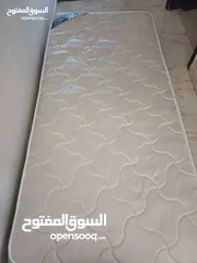  8 فرشة مفردة وسجادة شاغي للبيع
