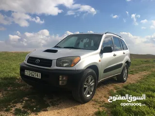  4 تويوتا راف فور 4WD للبيع او البدل على دبل كبين
