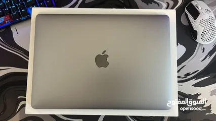  3 MacBook Pro M1 (2020, touch bar) negotiable/open4trades