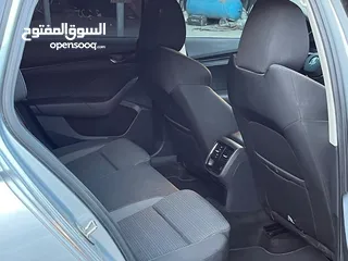  10 سكودا اوكتافيا القصة