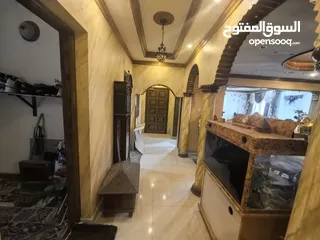  7 للبيع شقة سكنية سكنية اطلالة بحرية في الطابق الرابع منطقه ام الحصم