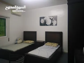  22 شقة للبيع طابق اول  مساحة 137م في ضاحية الامير حسن 3 غرف نوم  الشقة بحالة ممتازة وموقع مخدوم