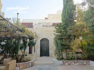  1 بيت مستقل للبيع بسعر مغري كاش من المالك مباشرة