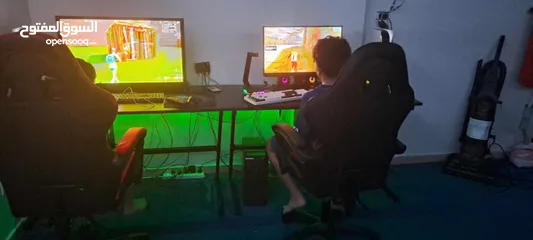  9 مكتب جيمنج مزود ب اضاءة RGB ملونه مع ريموت تحكم بسعر 38دينار شامل التوصيل لجميع المحافظات  لحقوا عرض
