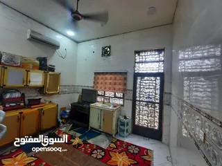  1 بيت للبيع الصالحيه مقابيل شارع ماجد الحداد
