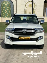  2 للبيع لاند كلوزر2020 VXR مكينه كبيره 5700 ماشي86 الف نظيف قمه النظافه