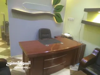  11 محلات مكاتب للإيجار في عدن المنصورة شارع كالتكس على الخط العام