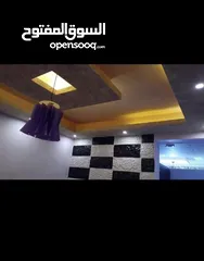  12 أستديوهات مفروشه بالكامل ديلوكس غرفه وصاله وغرفه ومطبخ وحمام طابق ارضي قرب محكمة شمال عمان