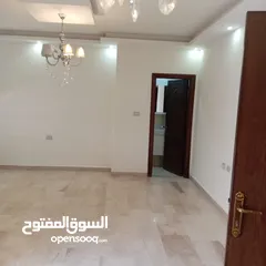  16 شقه فارغه مميزه للايجار ـ الرابيه ـ 160 متر